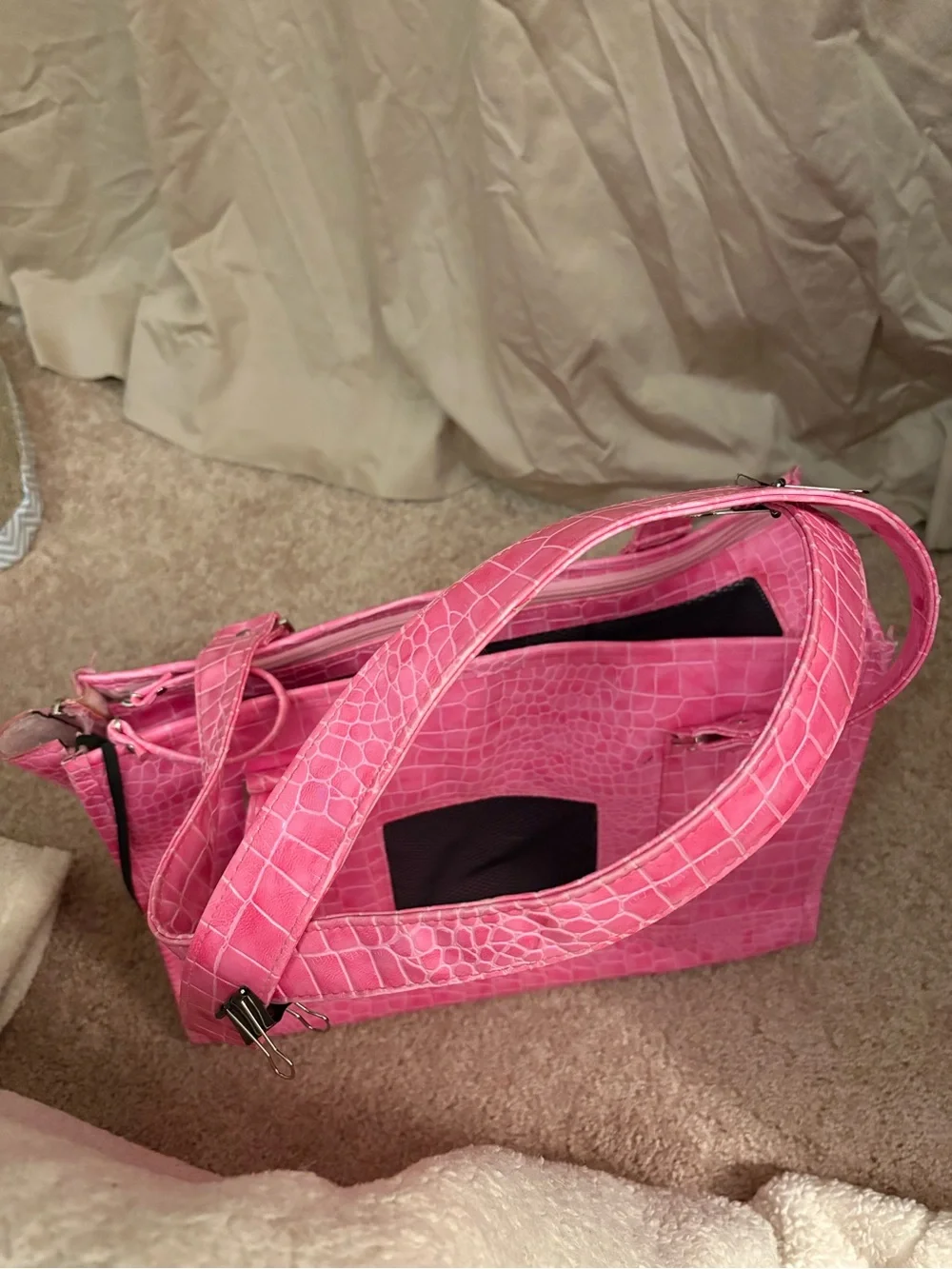 Pink Croc-Texture Women’s Pet Carrier Tote